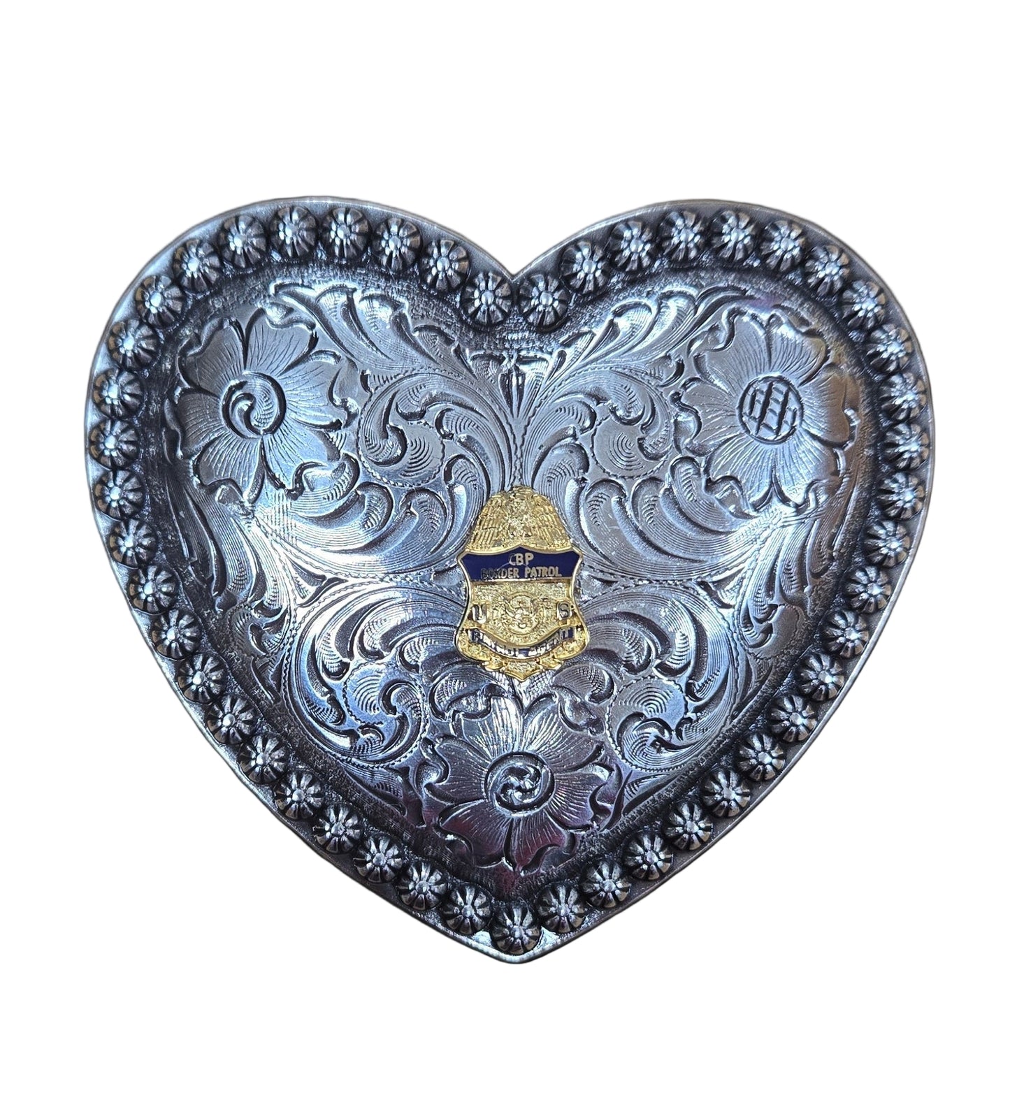 Single heart buckle
