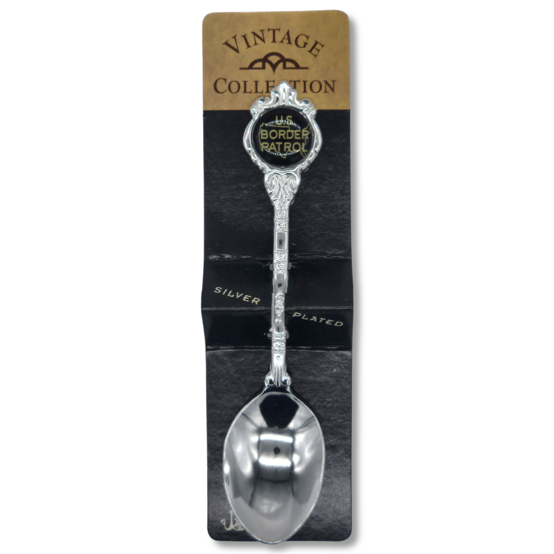 Spoon Stuart tea
