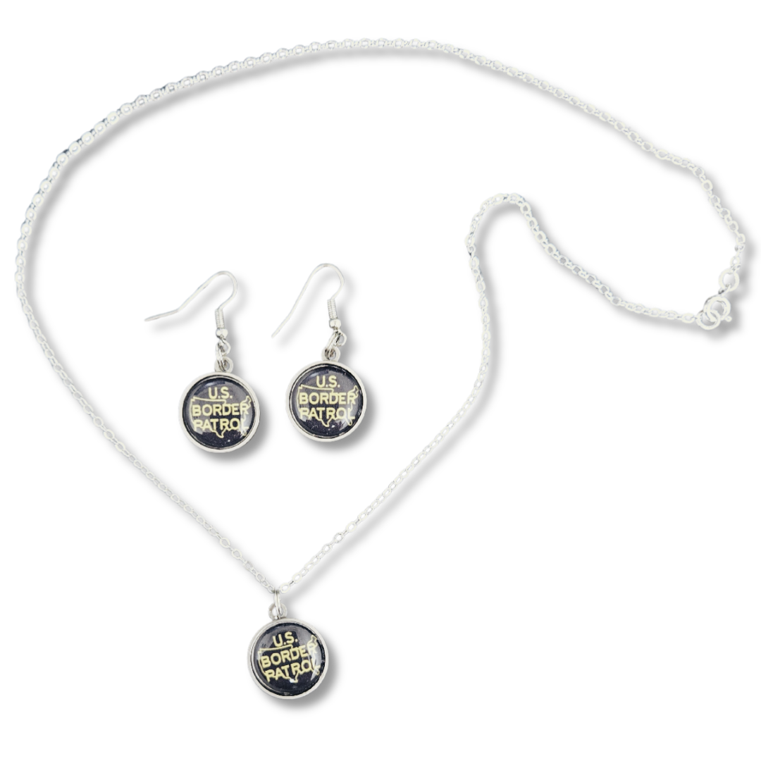 Necklace & earrings set
